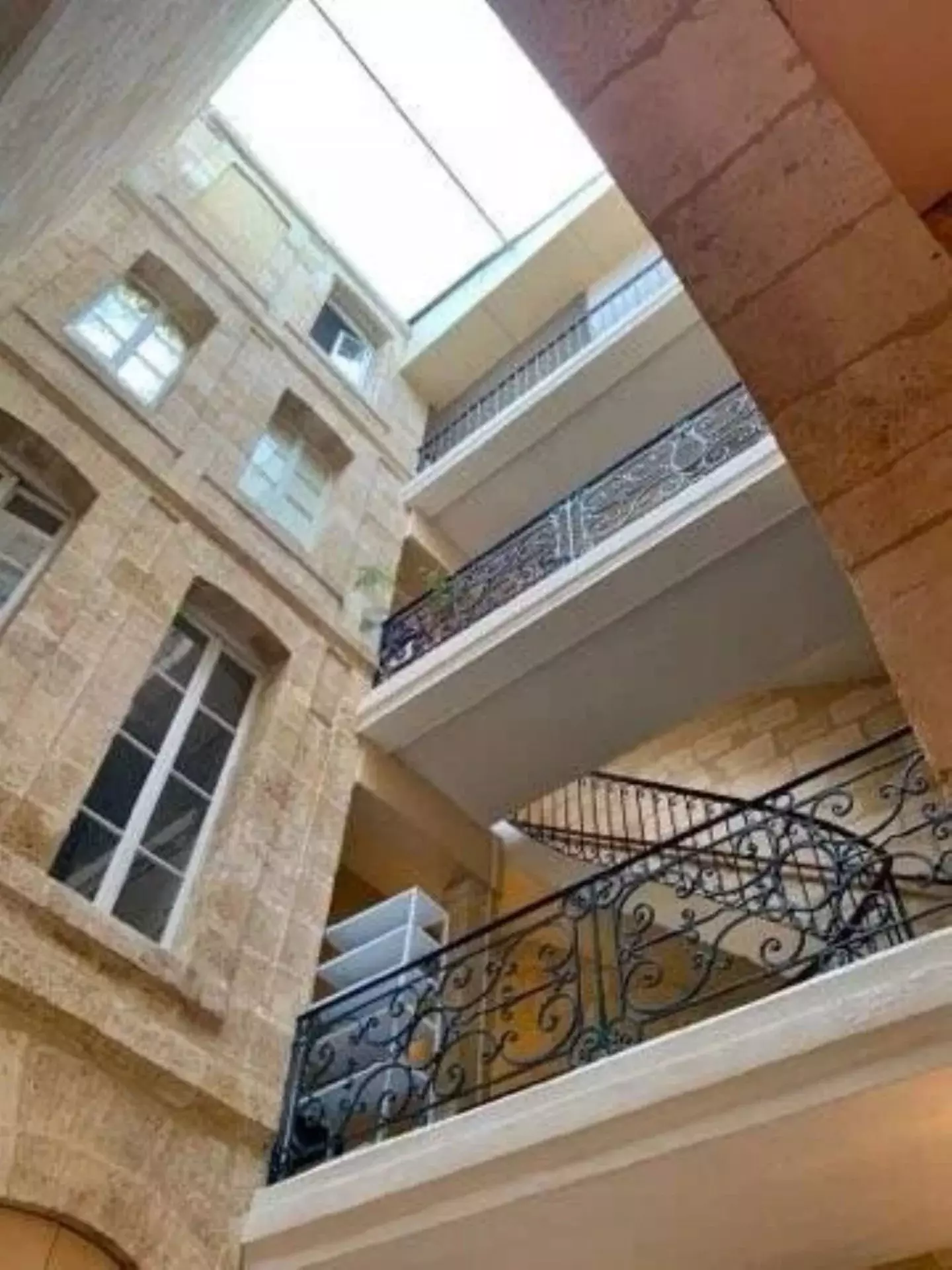 Room Rue de la Devise in Bordeaux