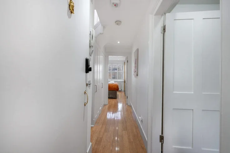 Flat Lower Belgrave Street in City of Westminster