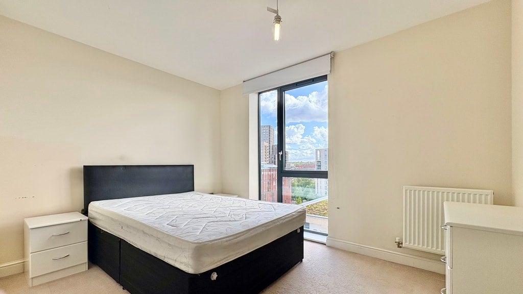 Flat Tanner Close in Greater London