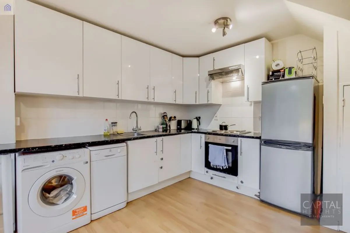 Flat Bridgeport Place in Greater London