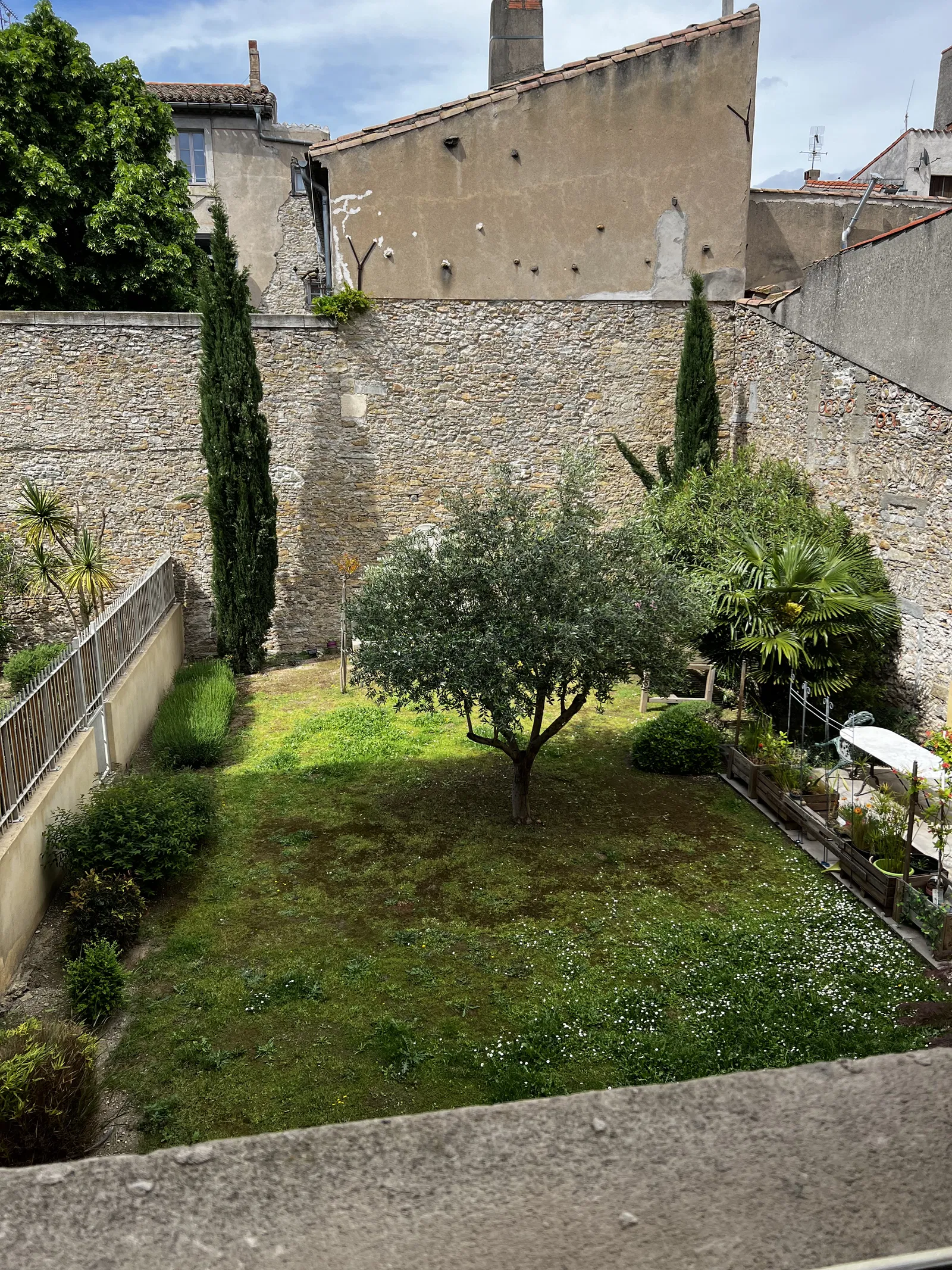 Room Rue Littré in Carcassonne