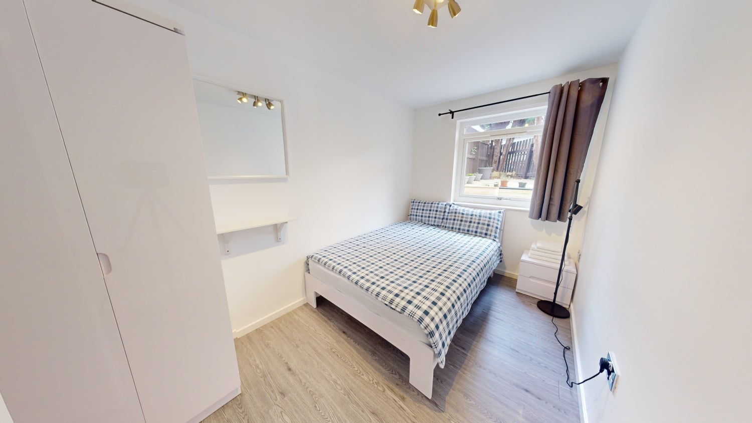 Flat Carter Gate in Nottingham