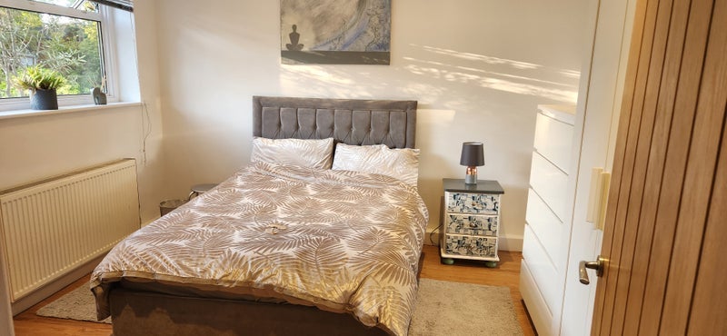Room Carters Hill Close in Greater London