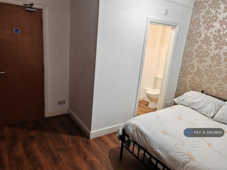 Room Hardshaw Street in St Helens