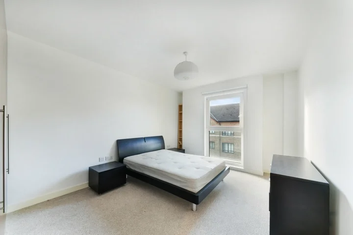 Flat Forge Square in Greater London