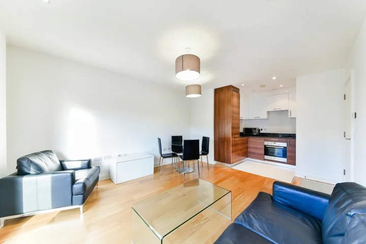 Flat Forge Square in Greater London
