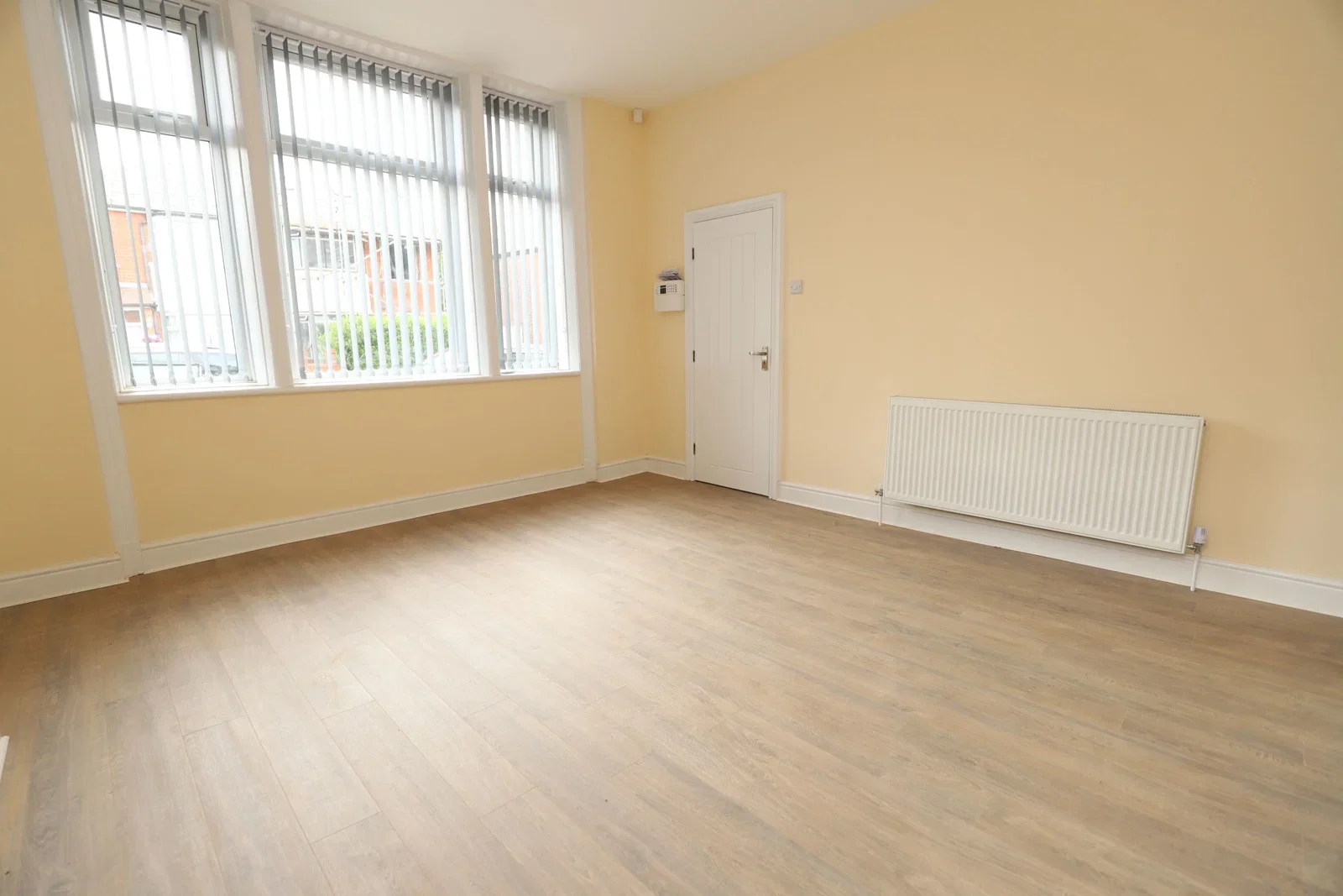 Flat Nelson Street in Radcliffe