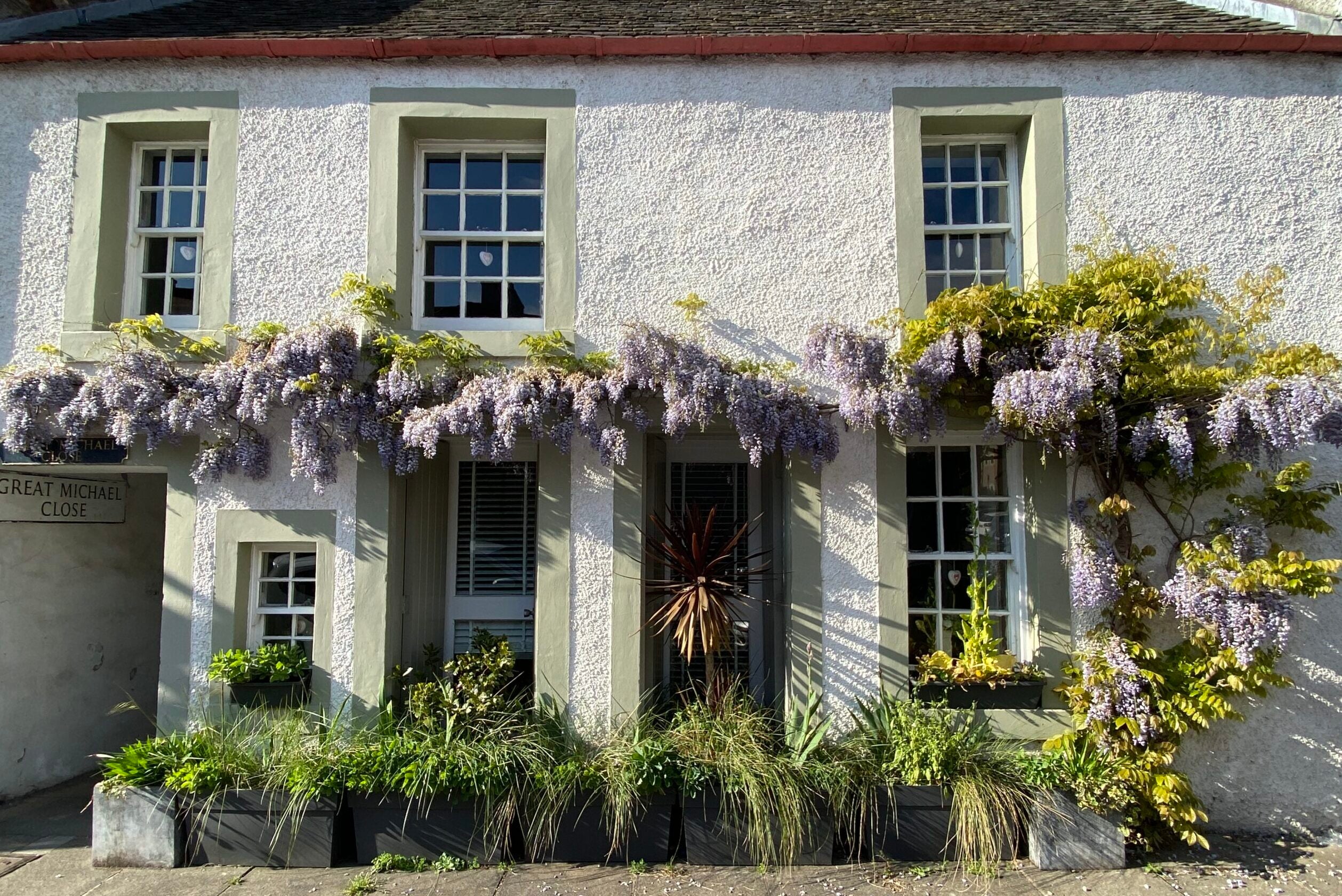 House Great Michael Close in City of Edinburgh