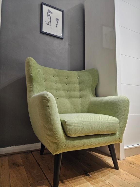 Room Rideout Street in Greater London