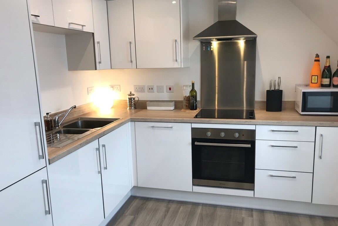 Flat Cresswell Square in Arun