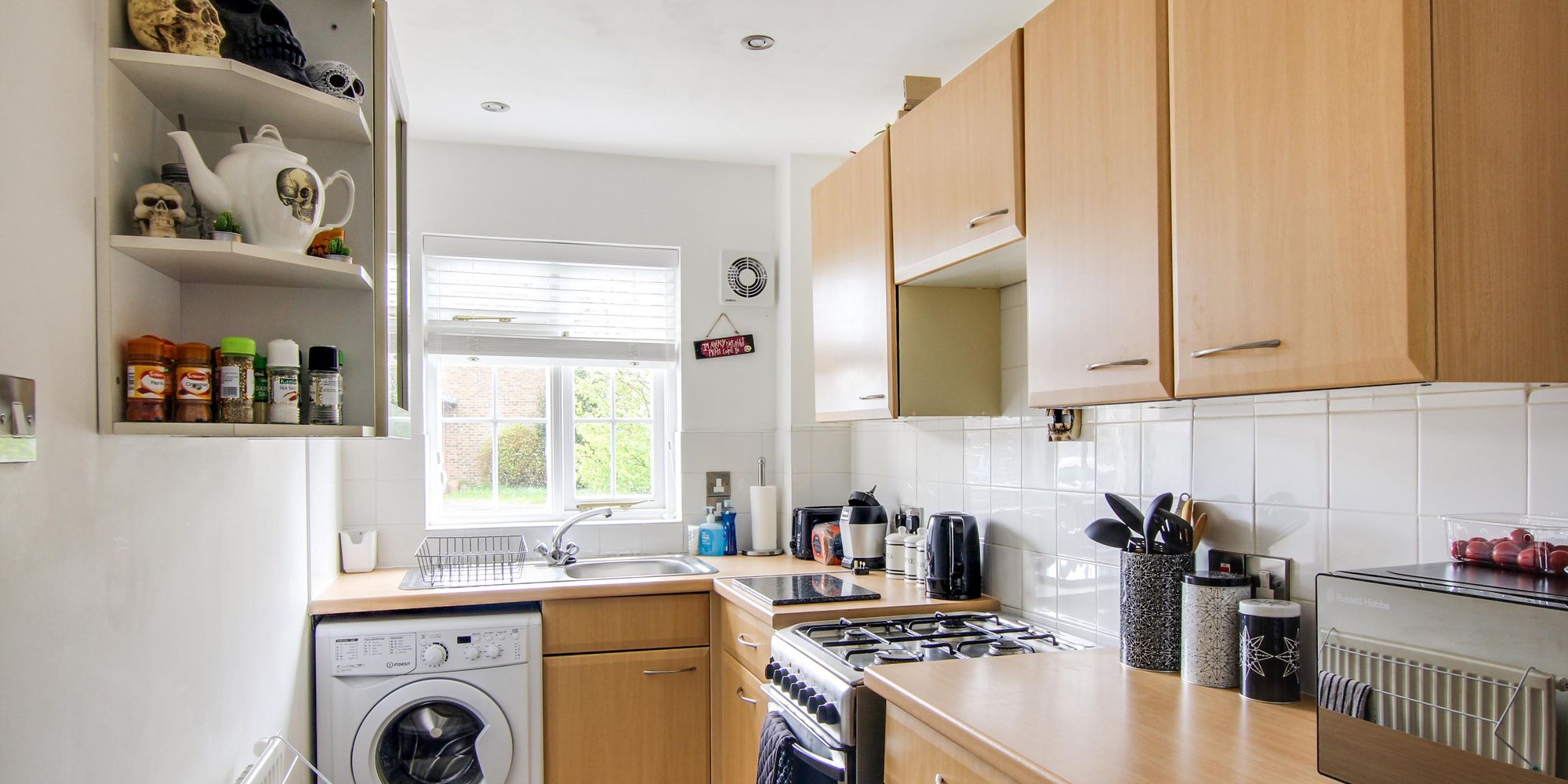 House Stirling Close in Crawley