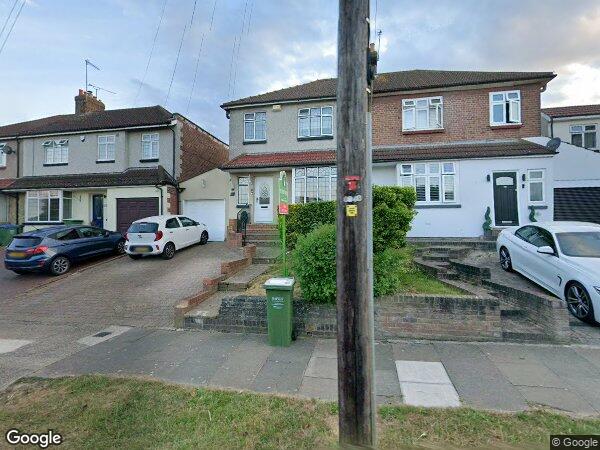 Room Hillingdon Road in Greater London