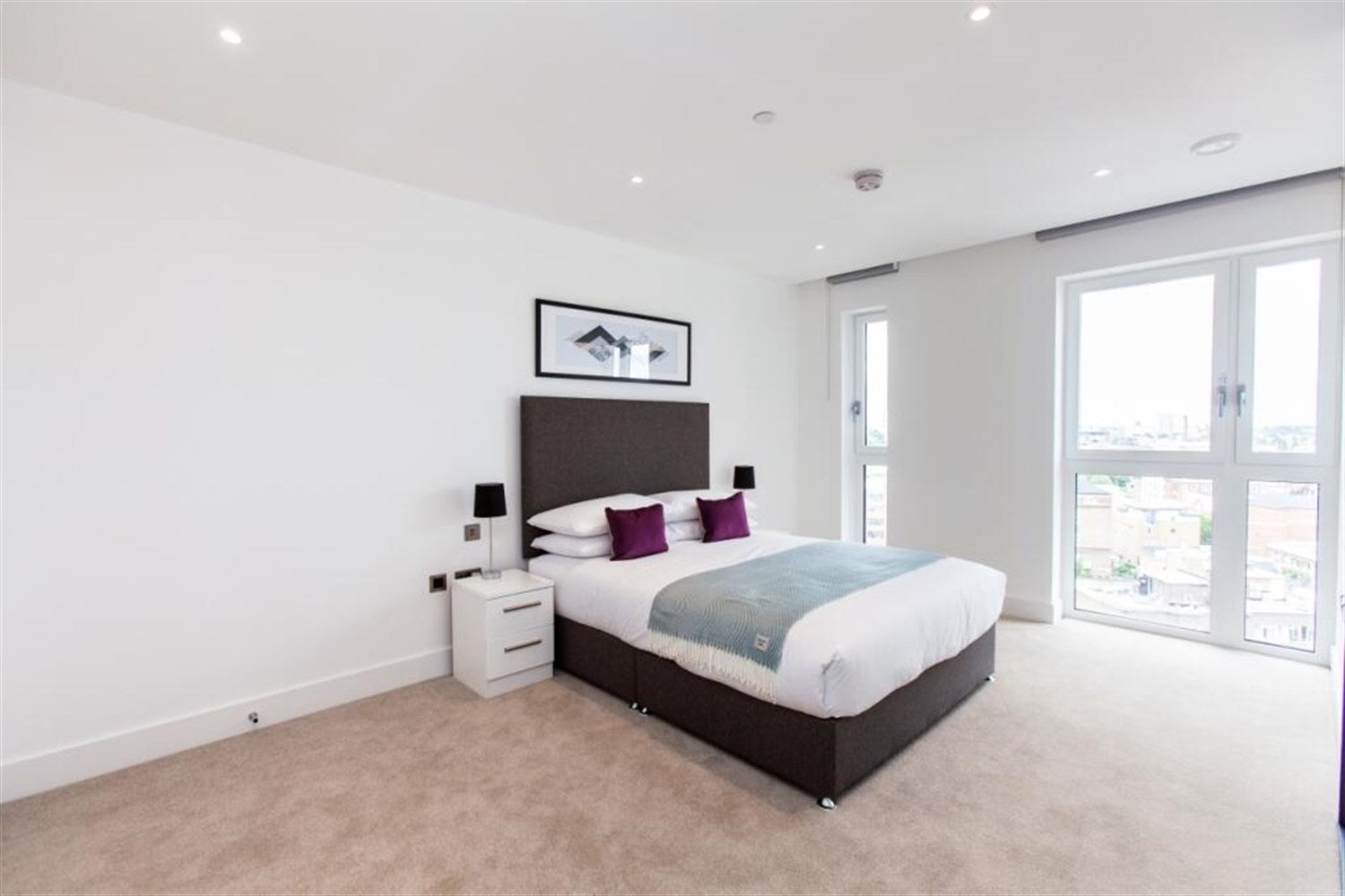 Flat New Drum Street in Greater London