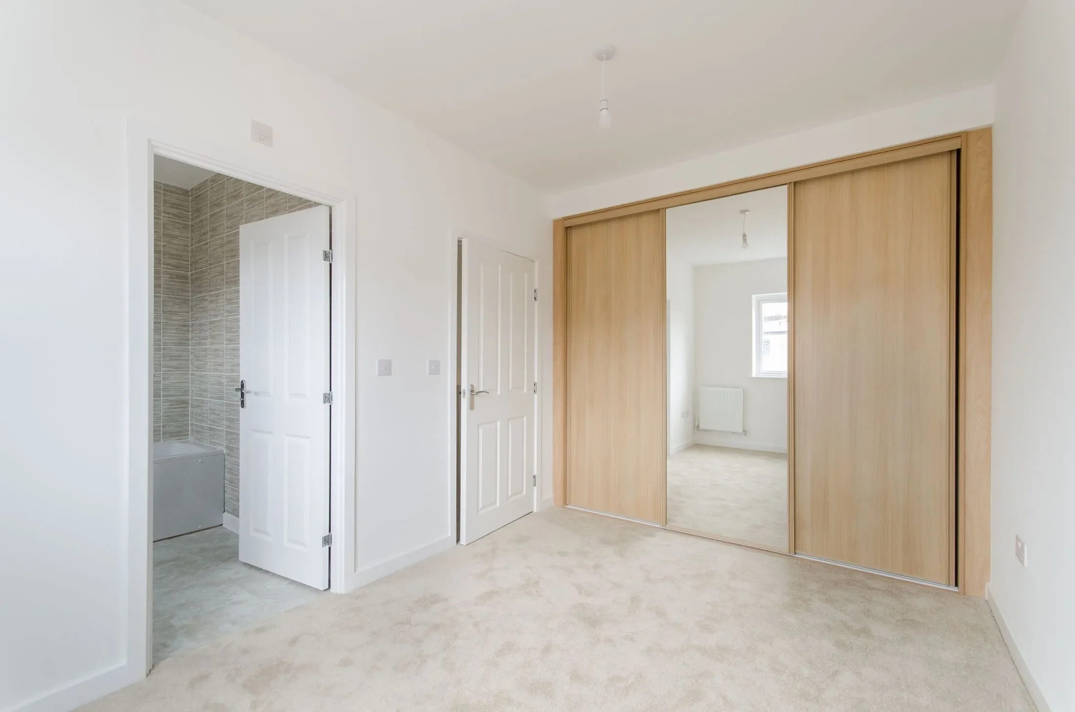 House Scott Crescent in Greater London