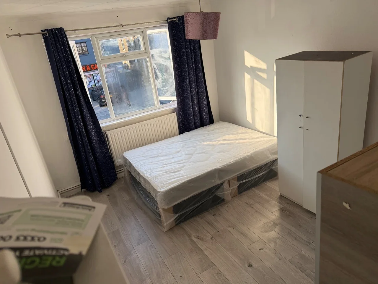 Room Victoria Road in Greater London