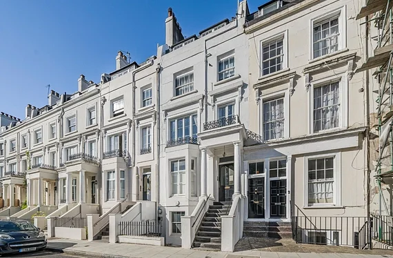 House Hall Road in City of Westminster