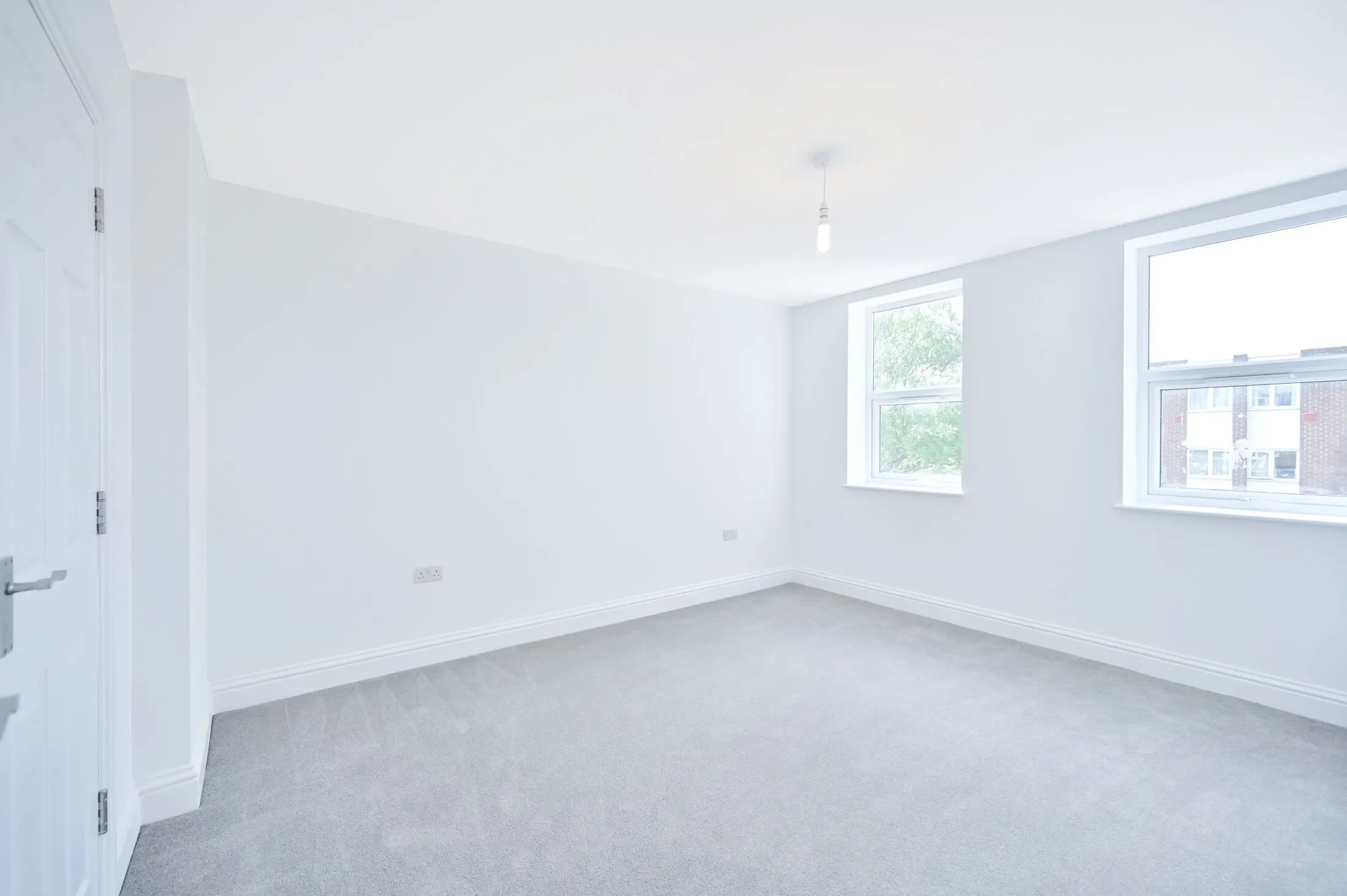 Flat Bath Road in Greater London