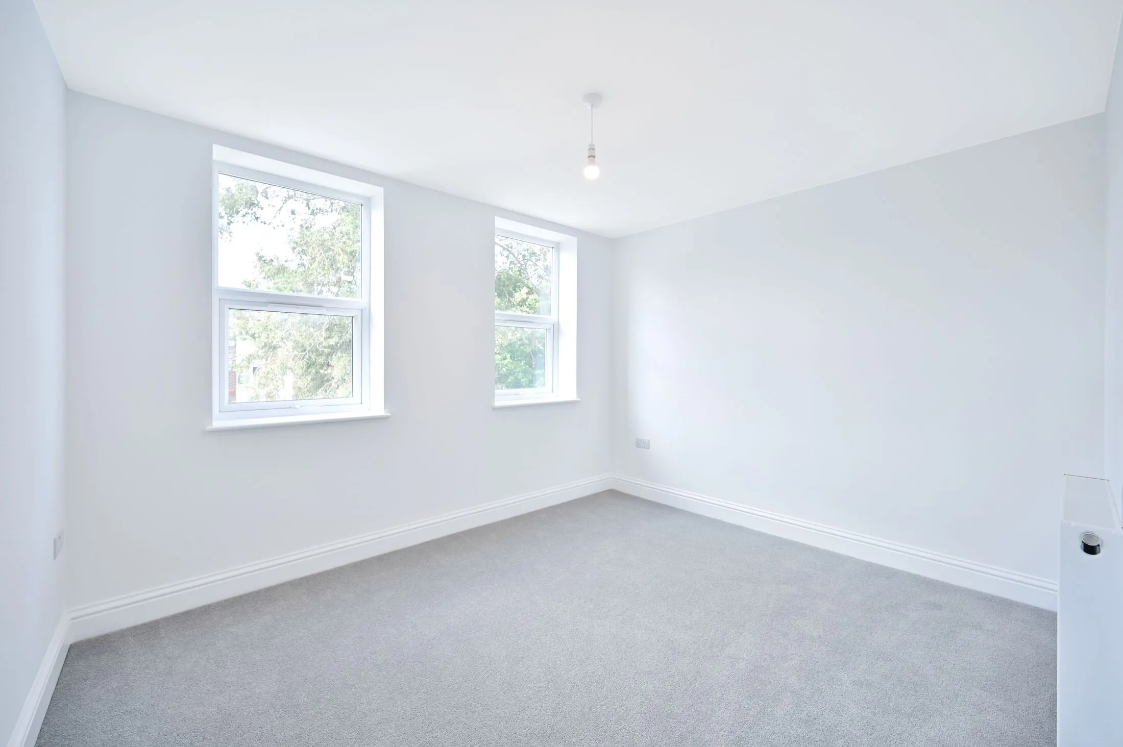 Flat Bath Road in Greater London
