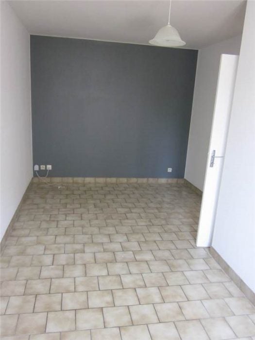 Appartement Rue du Moulin Chaperon à Jaunay-Marigny