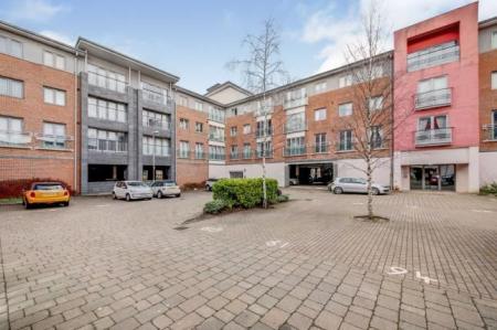 Flat Worsdell Drive in Gateshead