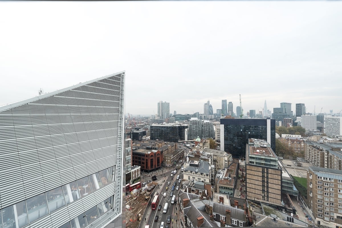 Flat City Road in Greater London