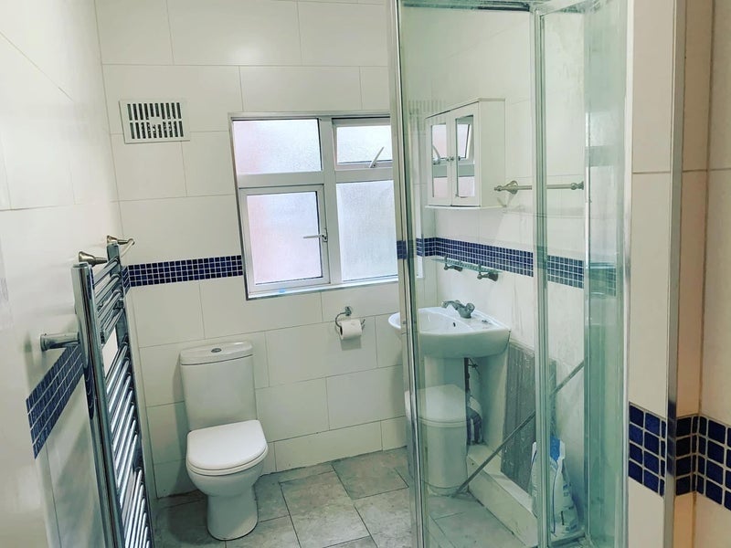 Room High Street in Greater London