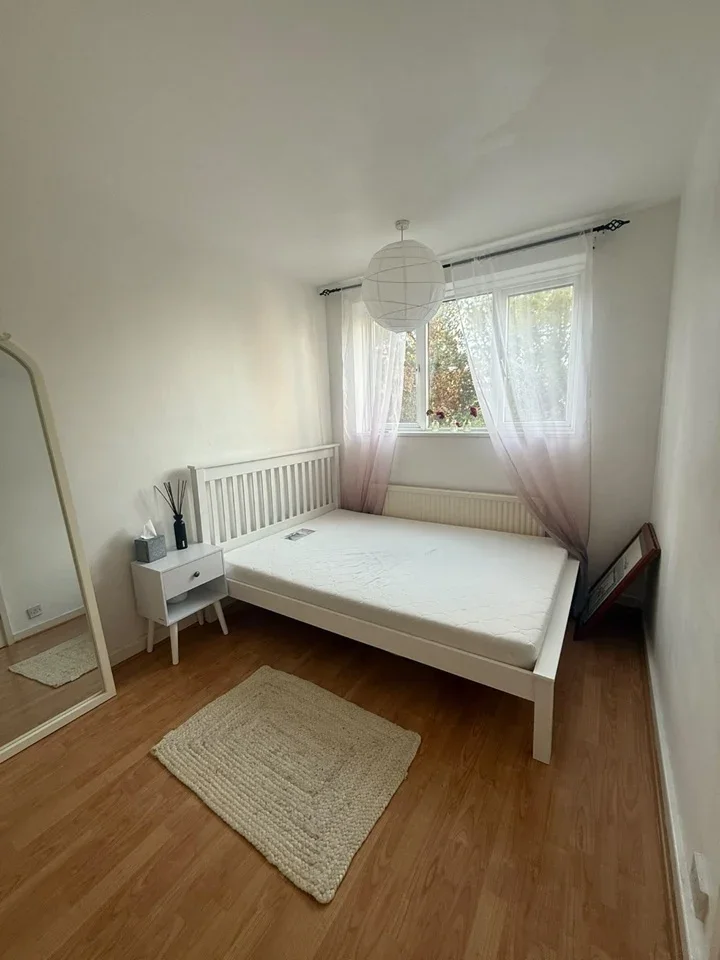 Flat Alexandra Road in Greater London