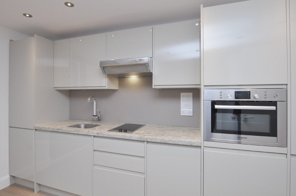 Flat Bartholomew Close in City of London