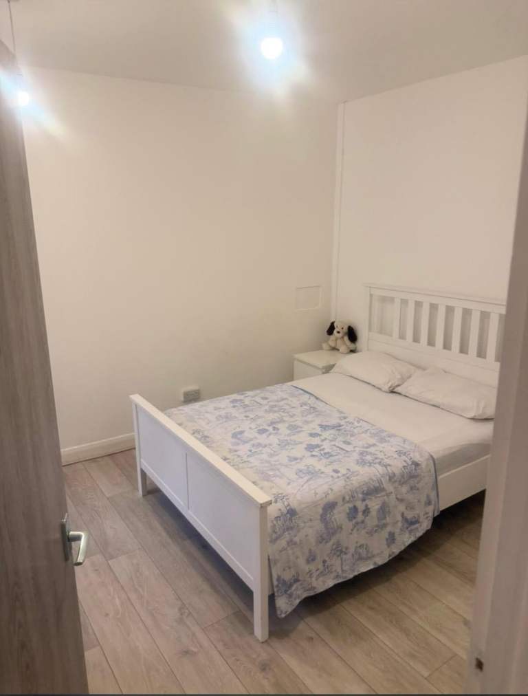 Flat South Ealing Road in Greater London