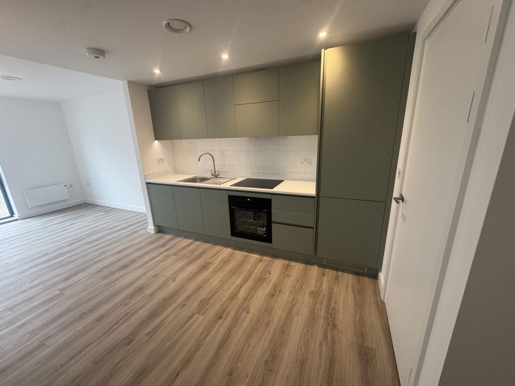 Flat Kimpton Road in Luton