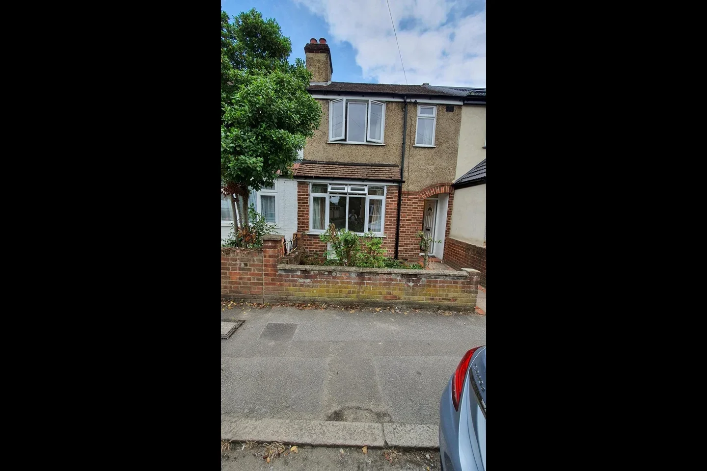 House Tudor Road in Greater London