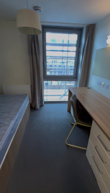 Room Pocock Street in Greater London