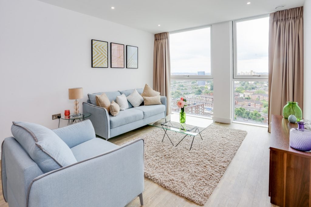 Flat Wandsworth Road in Greater London