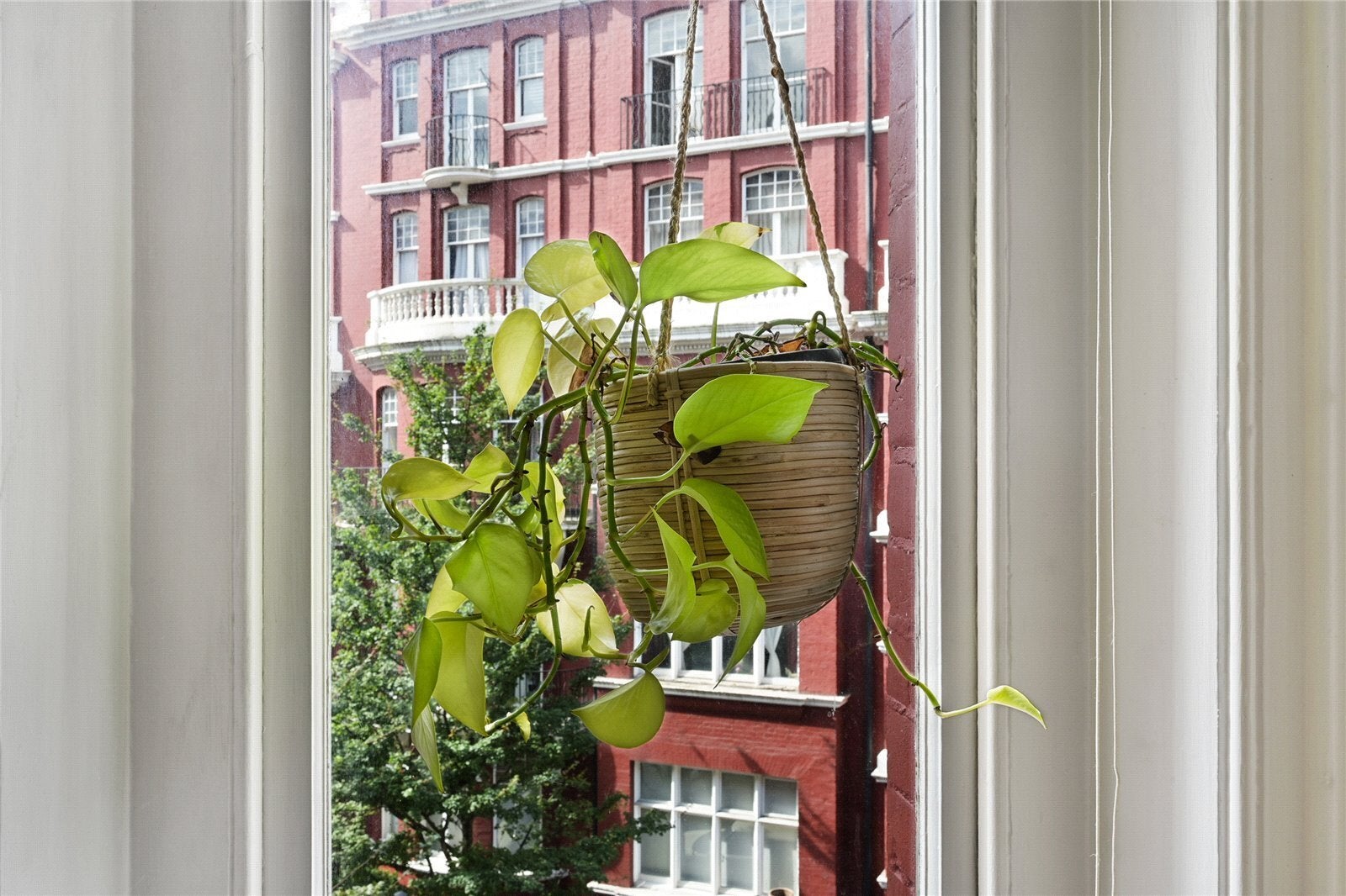 Flat Transept Street in City of Westminster