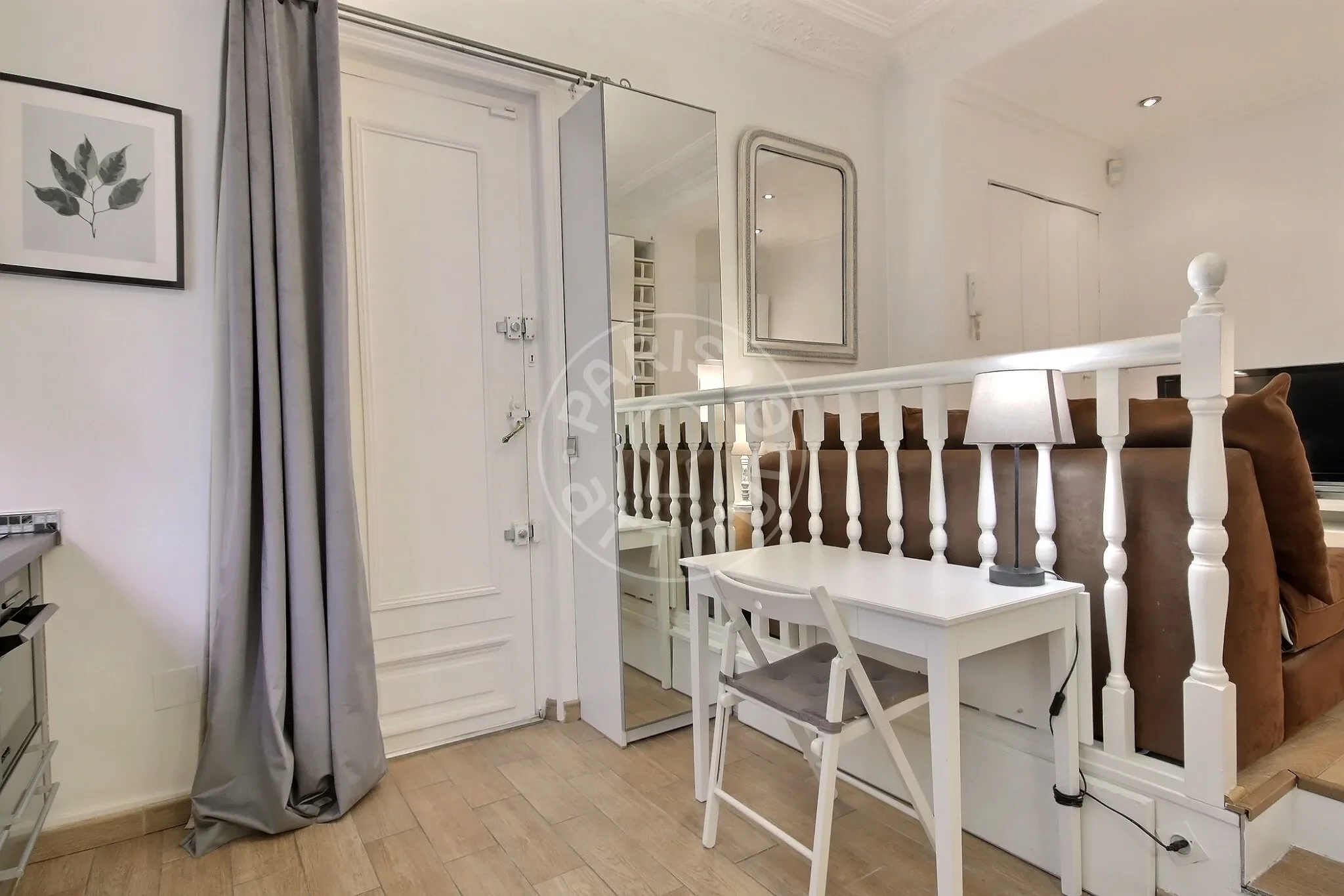 Flat Villa Blaise Pascal in Neuilly-sur-Seine