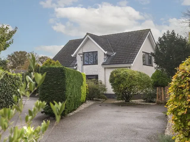 Huis Noordzeepark-Oosterplaat 16 in Ouddorp