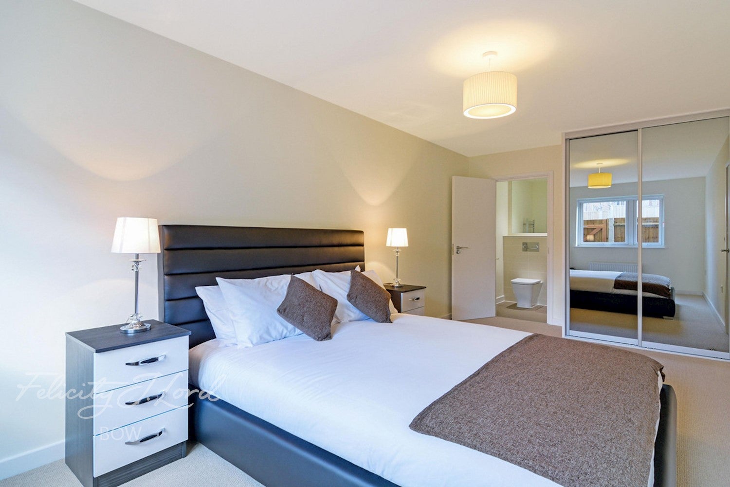 Flat Joseph Street in Greater London