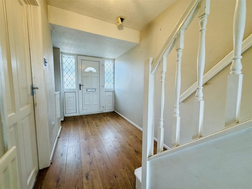 House Westfield Close in Eggborough