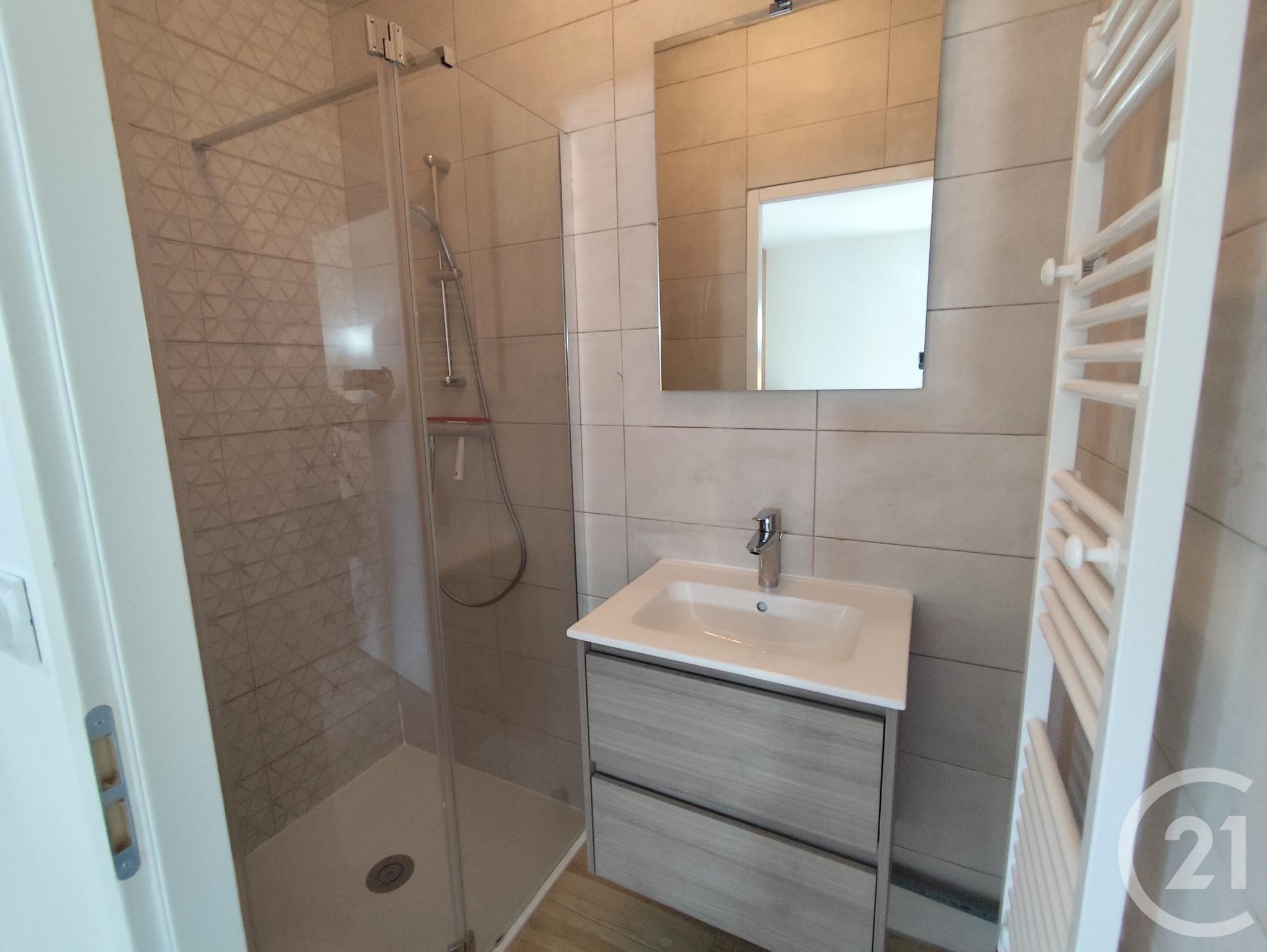 Appartement Rue Ménard à Nîmes