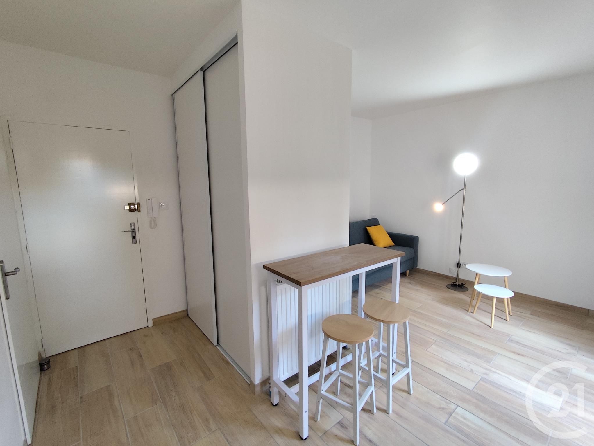 Appartement Rue Ménard à Nîmes