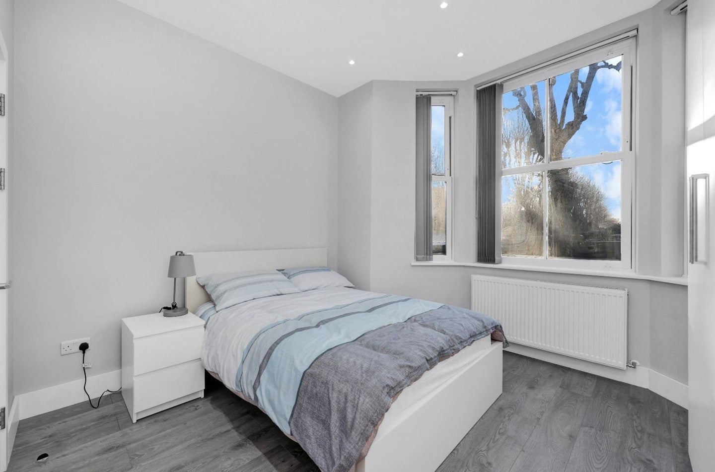 Room Earlham Grove in Greater London