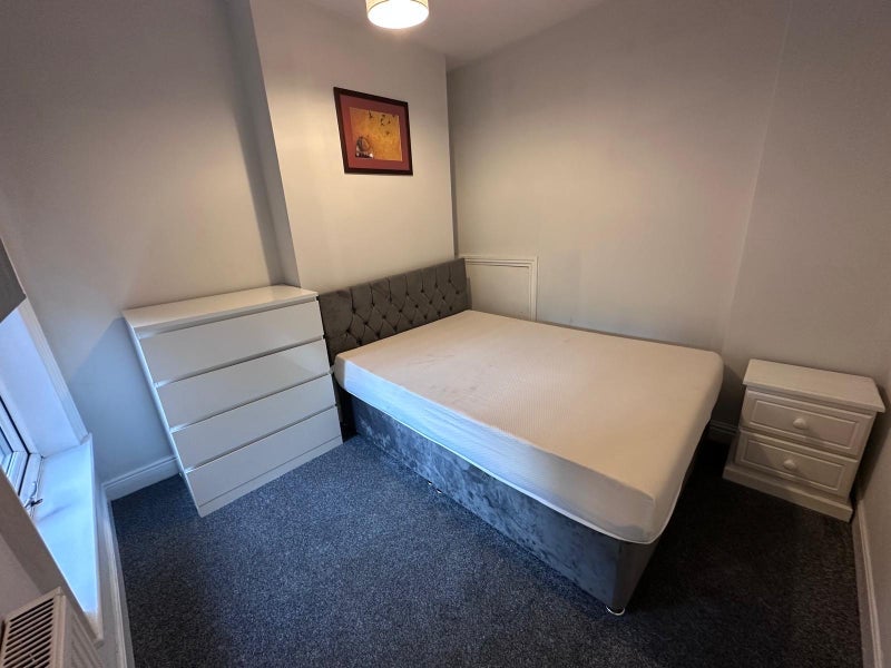 Room Tamworth Road in Tamworth