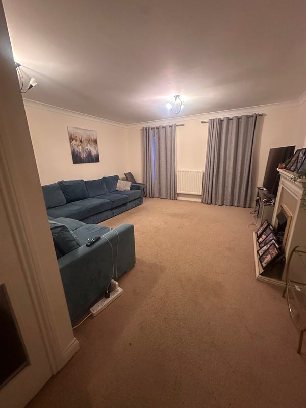 Room Padgett Way in Wakefield