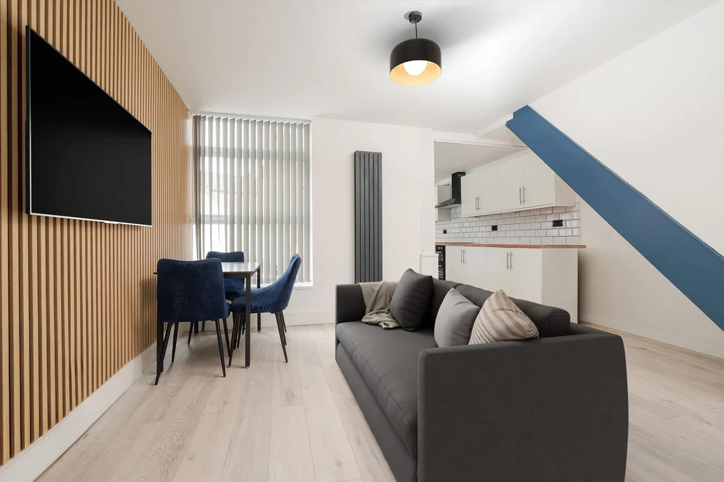 Room Woodchurch Lane in Oxton Village