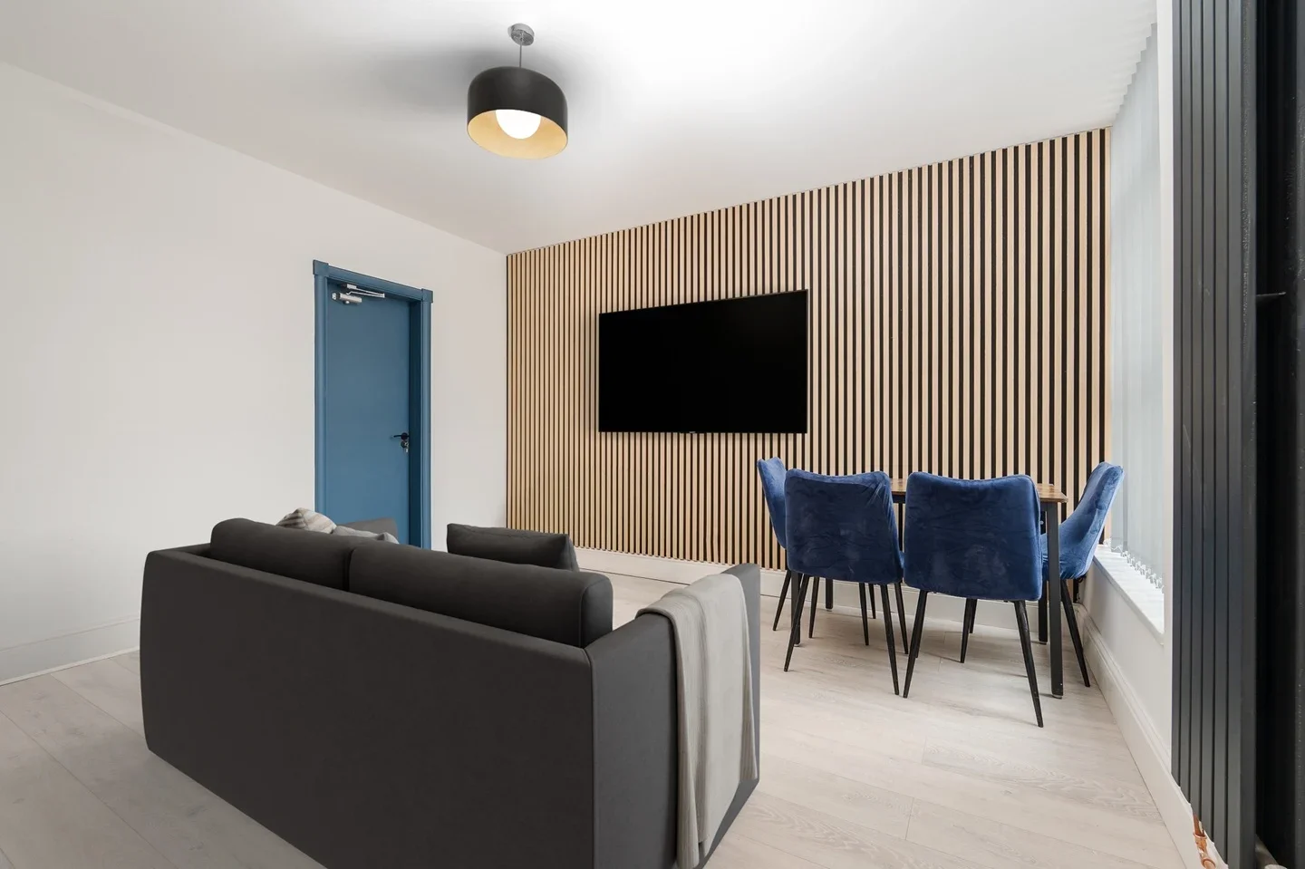 Room Woodchurch Lane in Oxton Village