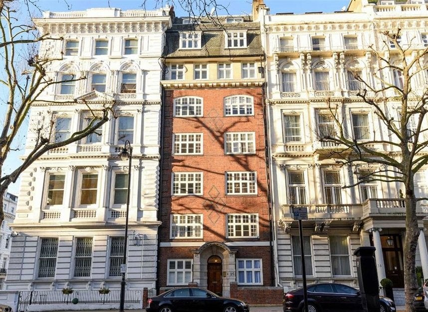 Flat Queen's Gate in Greater London