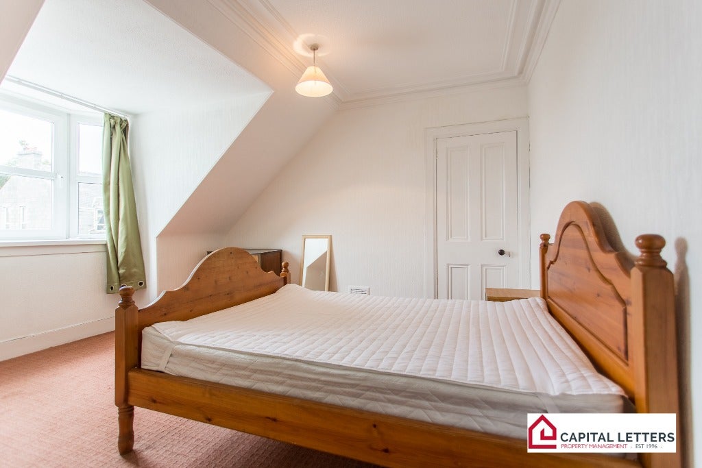 Room King Street in Aberdeen City