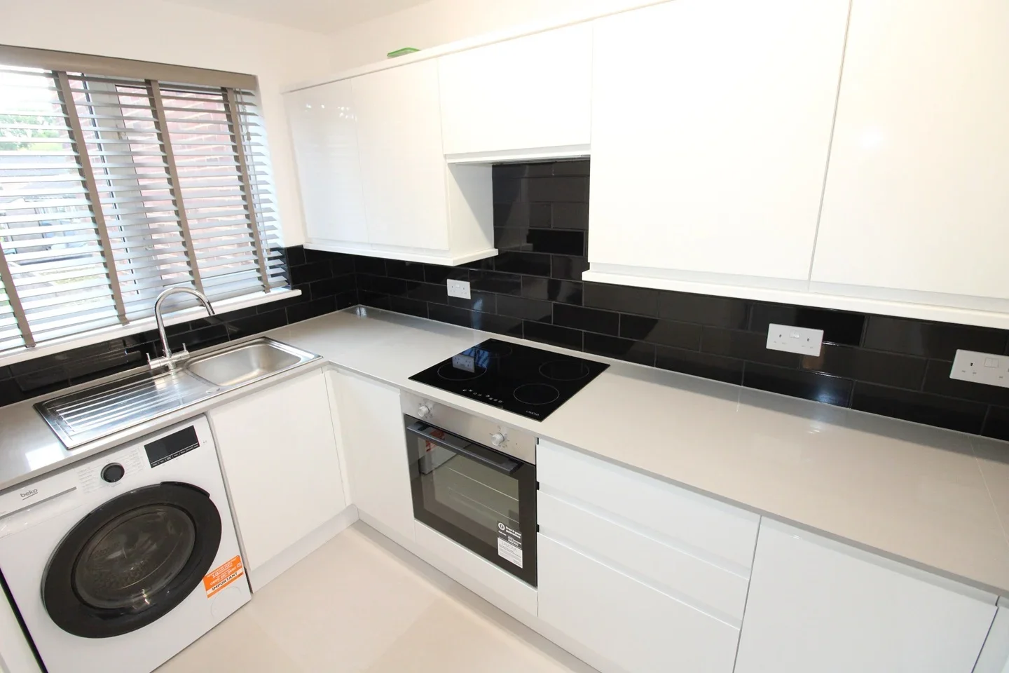 Flat Middlefields in Greater London