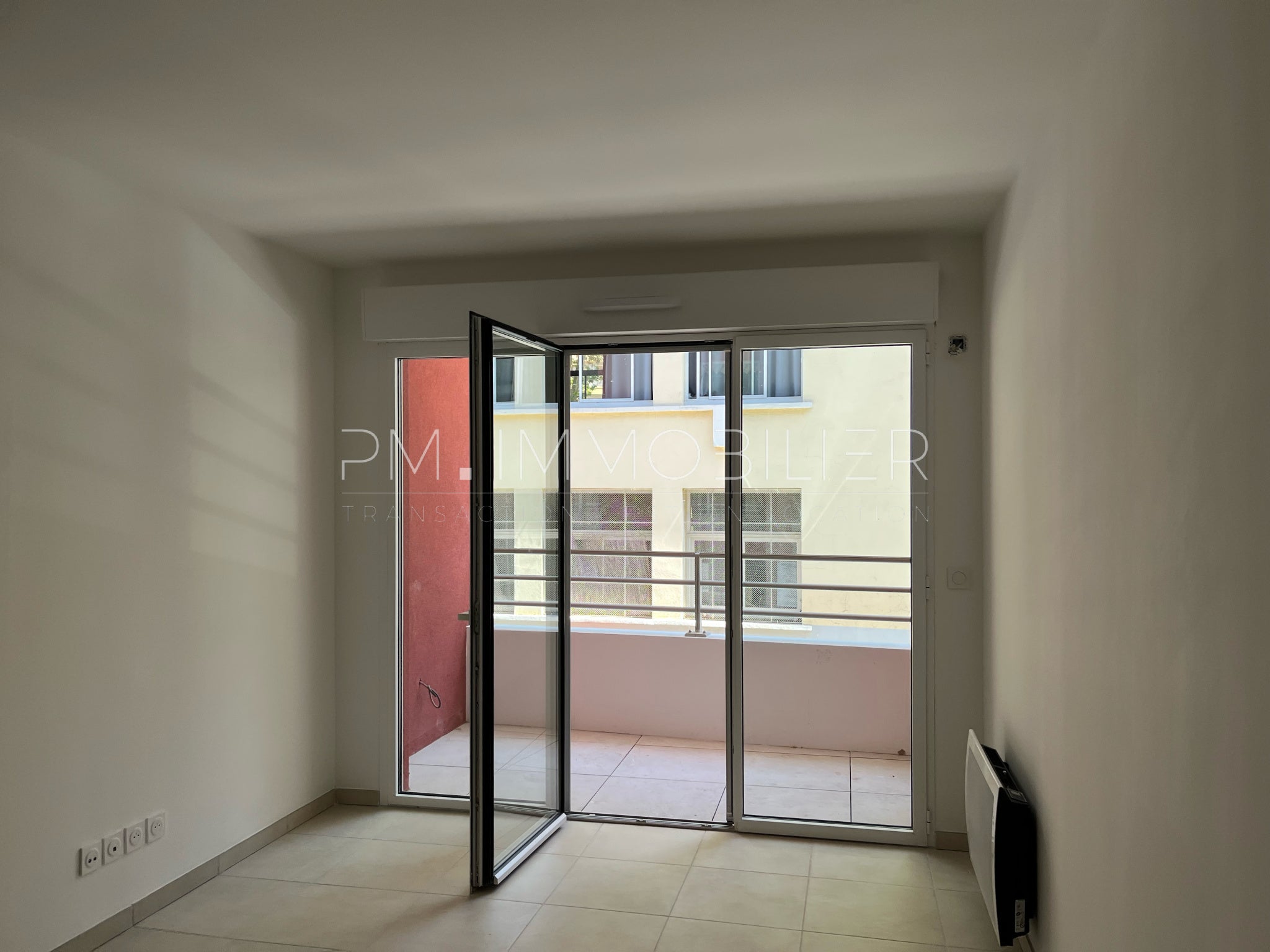 Flat Rue d'Isly in Marseille