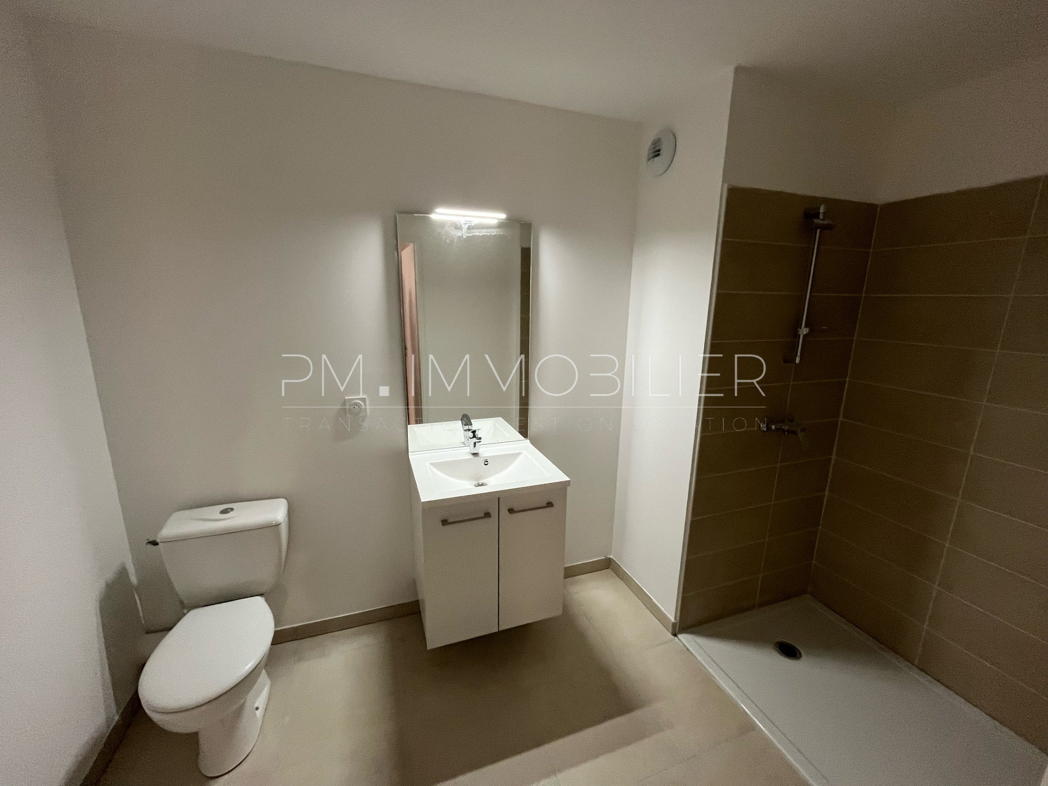 Flat Rue d'Isly in Marseille
